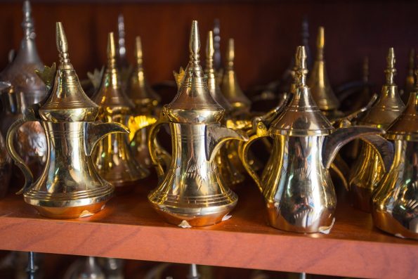 Affordable souvenirs in Dubai – Arabian coffee cups